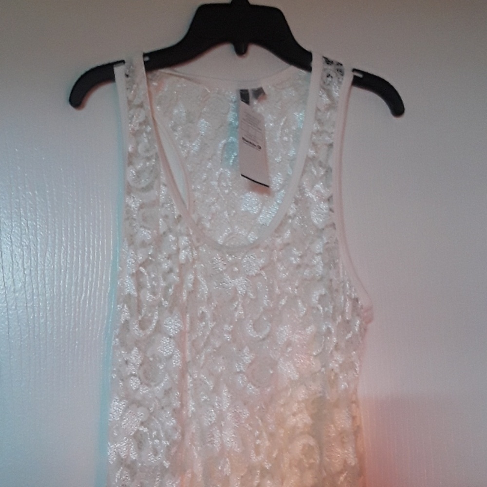 Buckle, lace tank top XL